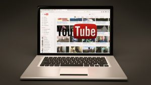 jak zarabiać na youtube